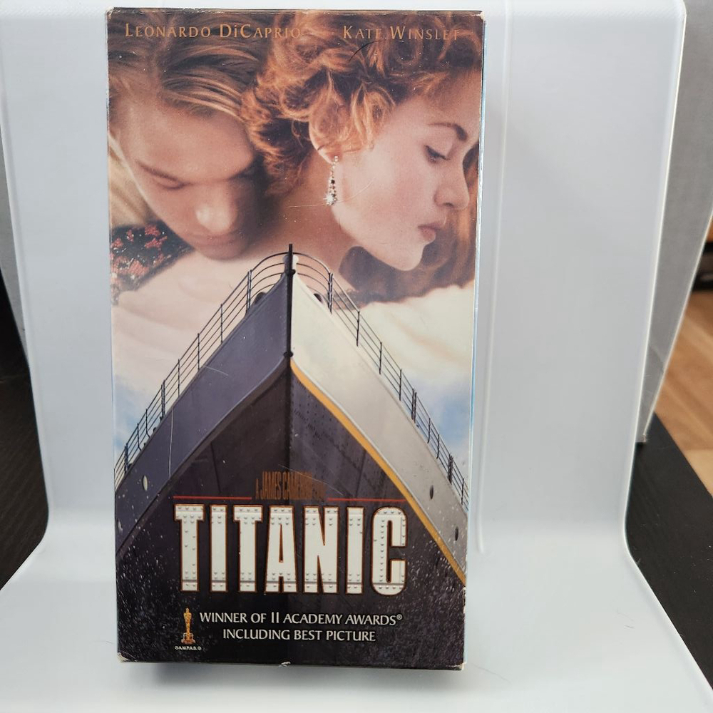 Titanic VHS